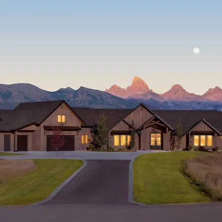Luxury Retreat Teton Views 3 Acres Villa